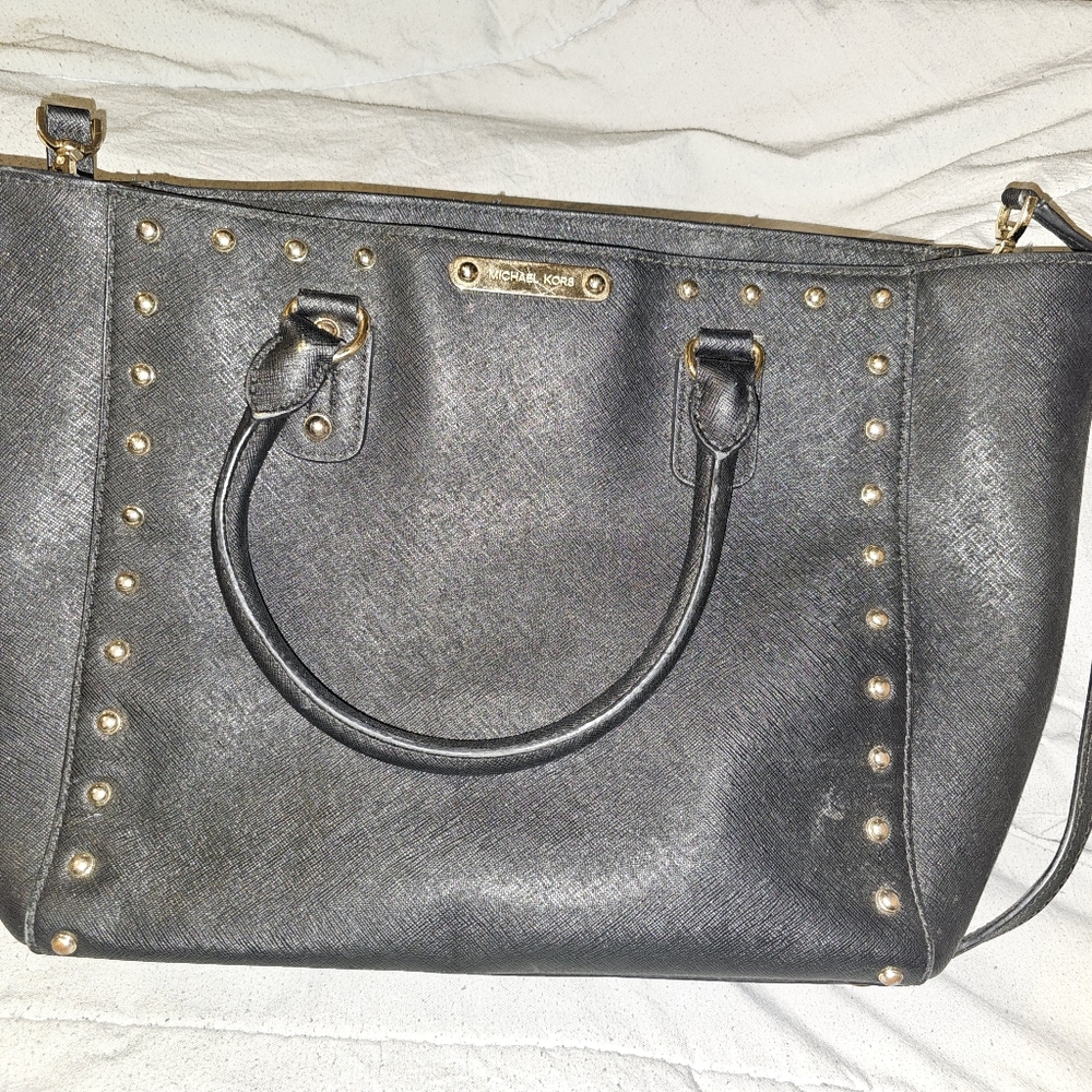 Authentic MK Purse and wallet set